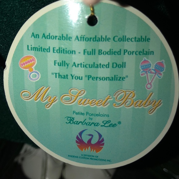 BARBARA LEE PORCELAIN 9”T - Picture 3 of 6